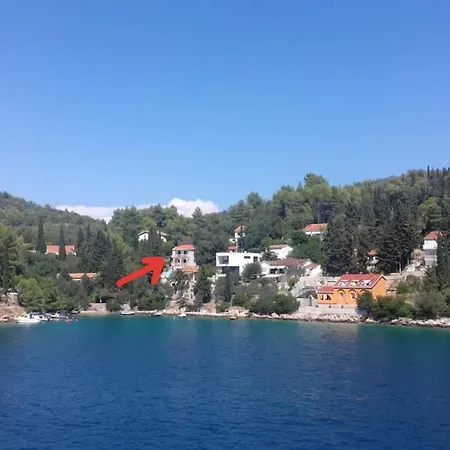 Aquamare**** * Vela Luka